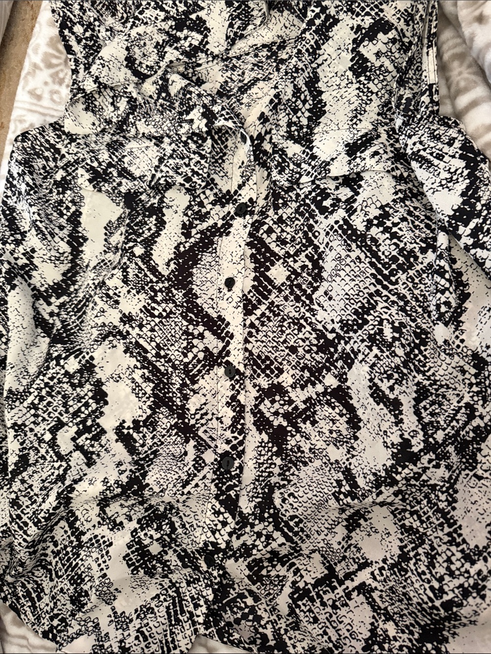 Black & White Snake-Print Women's Blouse